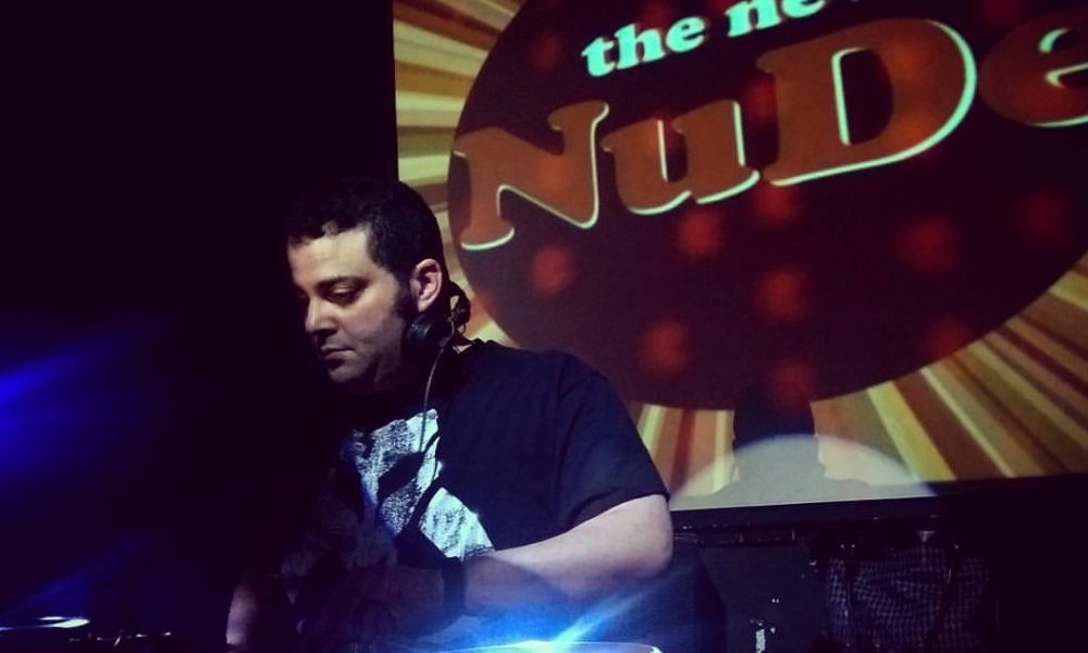 THIS SEATTLE HOUSE MUSIC PRODUCER RELEASED 8 ALBUMS TO DATE!