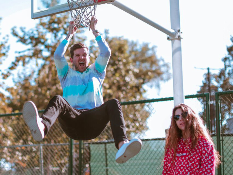 DILLON FRANCIS RELEASES NEW SINGLE "HELLO THERE"